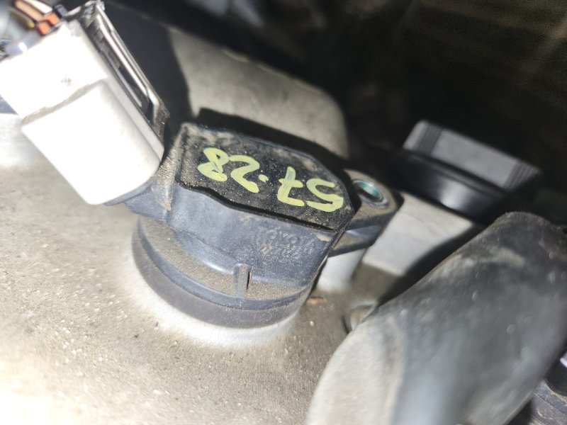 Катушка зажигания Toyota Voxy ZRR70 3ZR-FE 2010 (б/у)