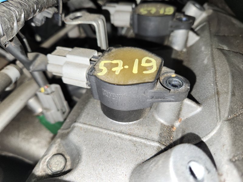 Катушка зажигания Mitsubishi Grandis NA4W 4G69 2008 (б/у)
