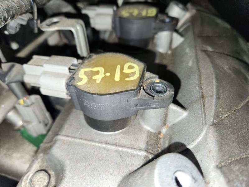 Катушка зажигания Mitsubishi Grandis NA4W 4G69 2008 (б/у)