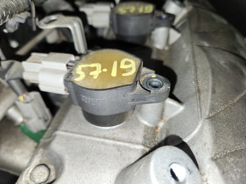 Катушка зажигания Mitsubishi Grandis NA4W 4G69 2008 (б/у)