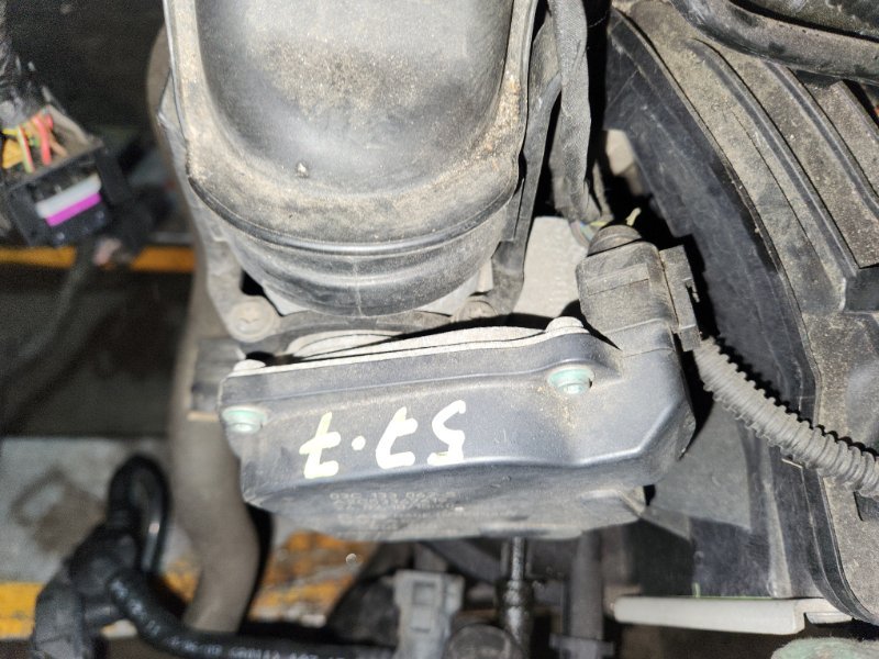 Заслонка дроссельная Audi A3 8PA CAXC 2003 (б/у)