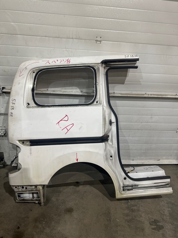 Крыло Nissan NV200 VM20 HR16DE 2013 заднее правое (б/у)