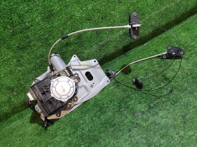 Доводчик двери Honda Stepwgn RK1 R20A правый (б/у)