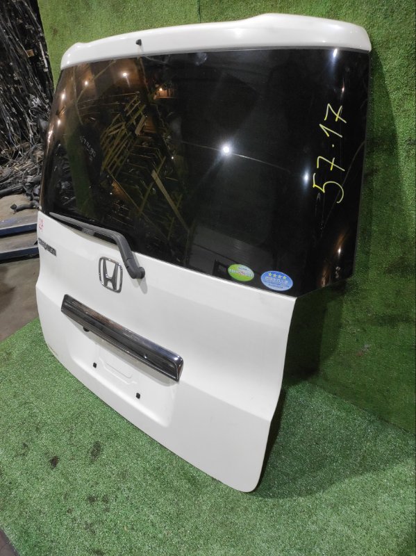 Дверь задняя багажника Honda Stepwgn RK1 R20A (б/у)