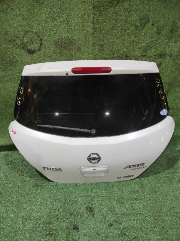 Дверь задняя багажника Nissan Tiida NC11 HR15DE 2007 (б/у)