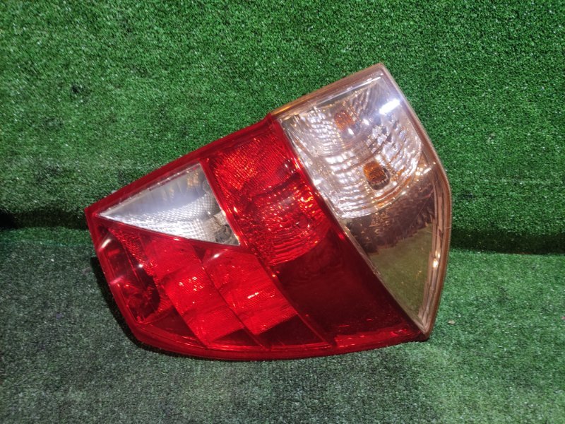 Фонарь стоп-сигнала Honda Edix BE3 K20A правый (б/у)
