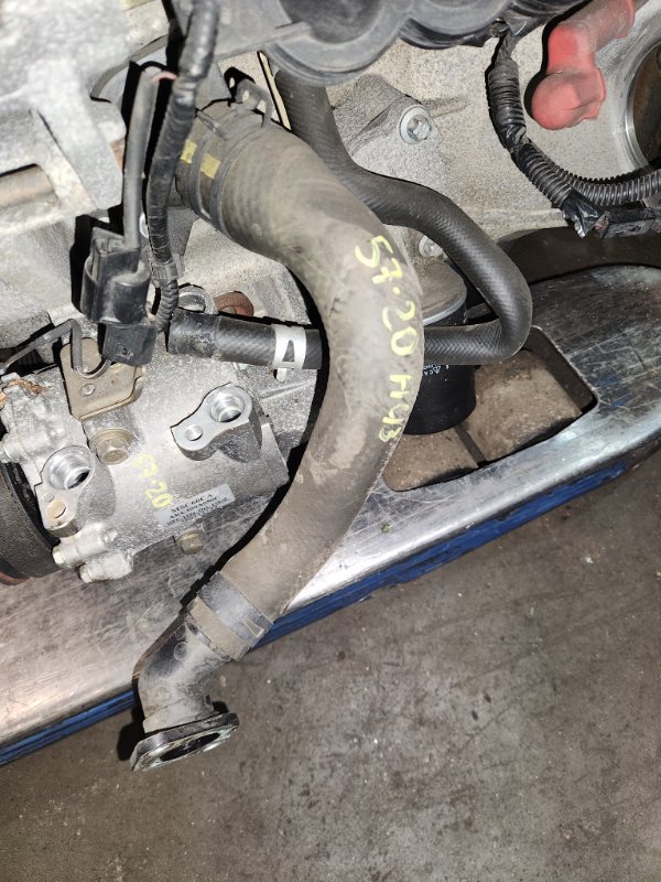 Патрубок нижний Mitsubishi Colt Z21A 4A90 2005 (б/у)