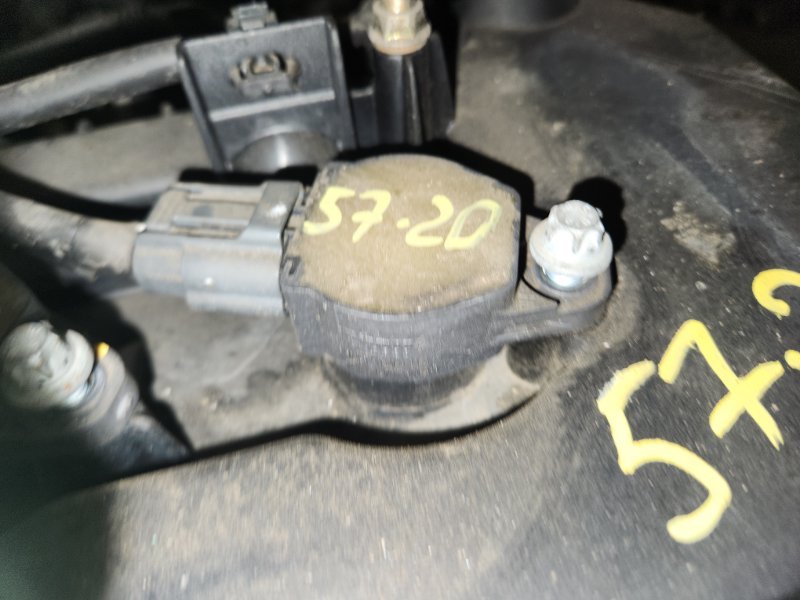 Катушка зажигания Mitsubishi Colt Z21A 4A90 2005 (б/у)