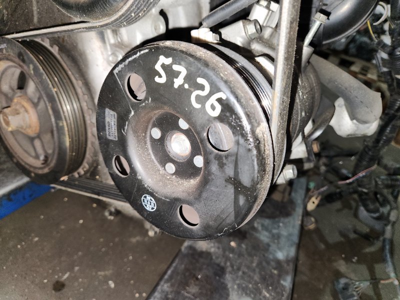 Компрессор кондиционера Mazda MPV LY3P L3-VE 2006 (б/у)