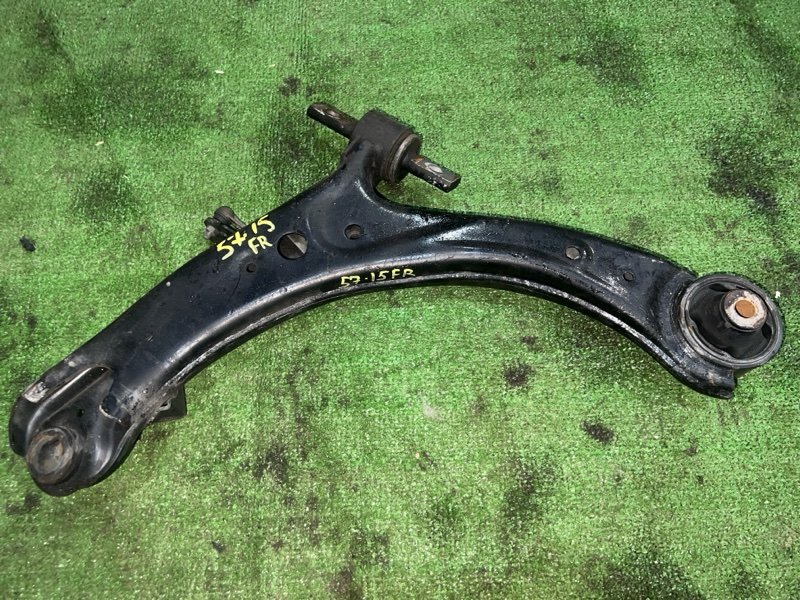 Рычаг подвески Honda Stepwgn RK1 R20A передний правый (б/у)
