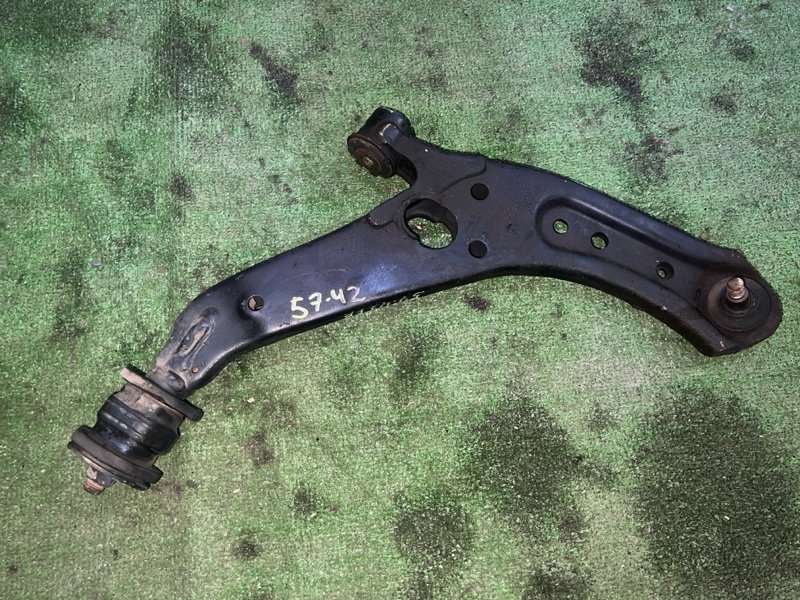 Рычаг подвески Honda Stepwgn RF3 K20A передний правый (б/у)