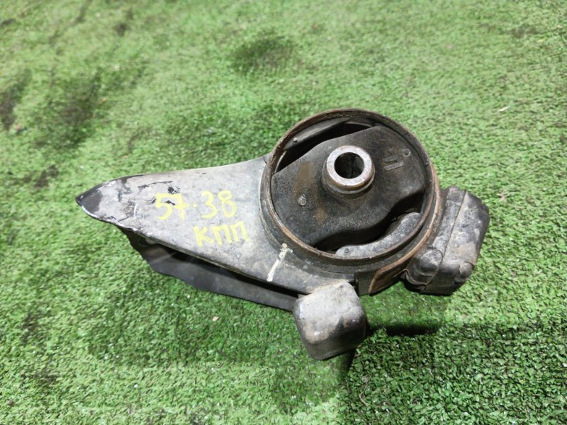 Подушка КПП Mazda MPV LW3W L3-DE 2004 (б/у)
