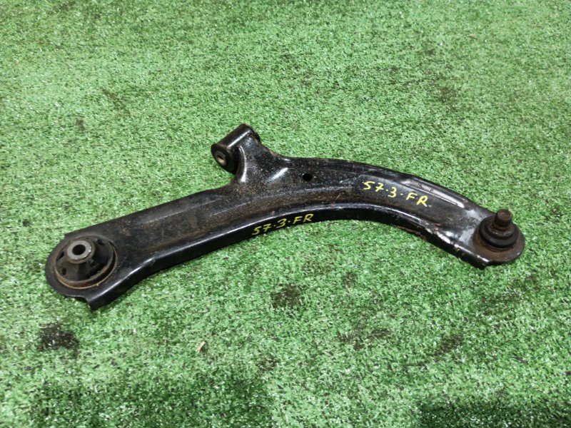 Рычаг подвески Nissan March AK12 CR12DE 2008 передний правый (б/у)