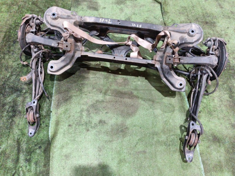 Балка моста Honda Stepwgn RF3 K20A (б/у) Балка моста Honda Stepwgn RF3 K20A (б/у)