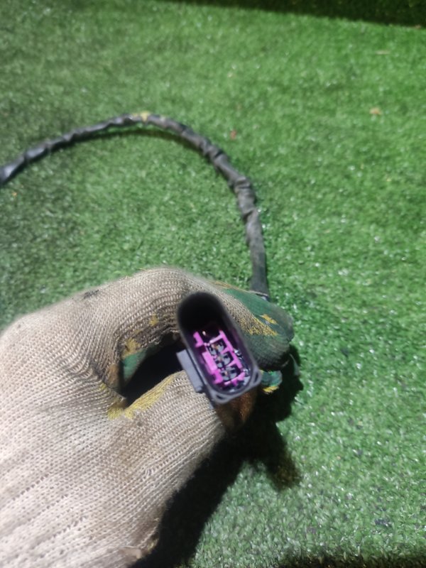 Лямбда-зонд Audi A3 8PA CAXC 2003 (б/у) Лямбда-зонд Audi A3 8PA CAXC 2003 (б/у)