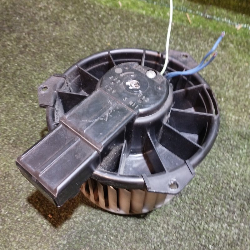 Вентилятор печки Suzuki Swift ZC71S K12B (б/у)