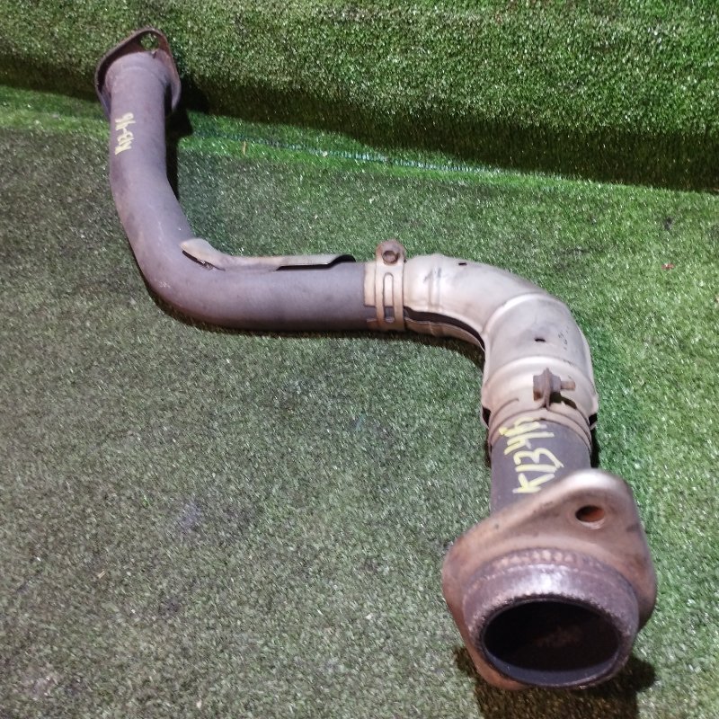 Труба приемная глушителя Suzuki Swift ZC71S K12B (б/у) Труба приемная глушителя Suzuki Swift ZC71S K12B (б/у)