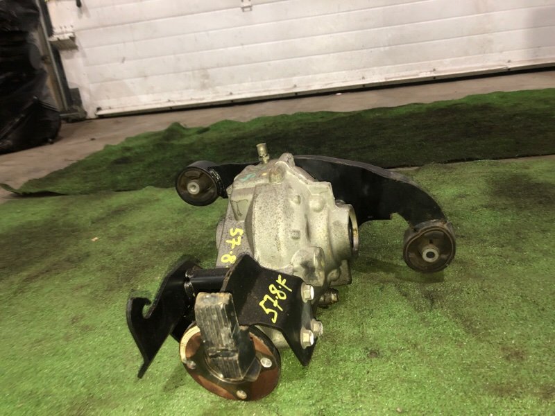 Редуктор моста Toyota LiteAce S412M 3SZ-VE 2013 передний (б/у) Редуктор моста Toyota LiteAce S412M 3SZ-VE 2013 передний (б/у)