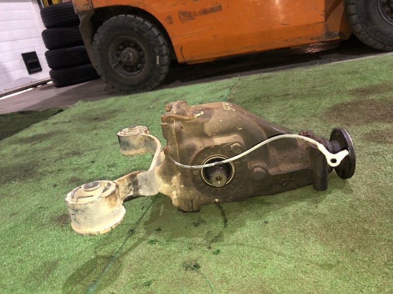 Редуктор моста Subaru Sambar TT2 EN07 2001 передний (б/у) Редуктор моста Subaru Sambar TT2 EN07 2001 передний (б/у)