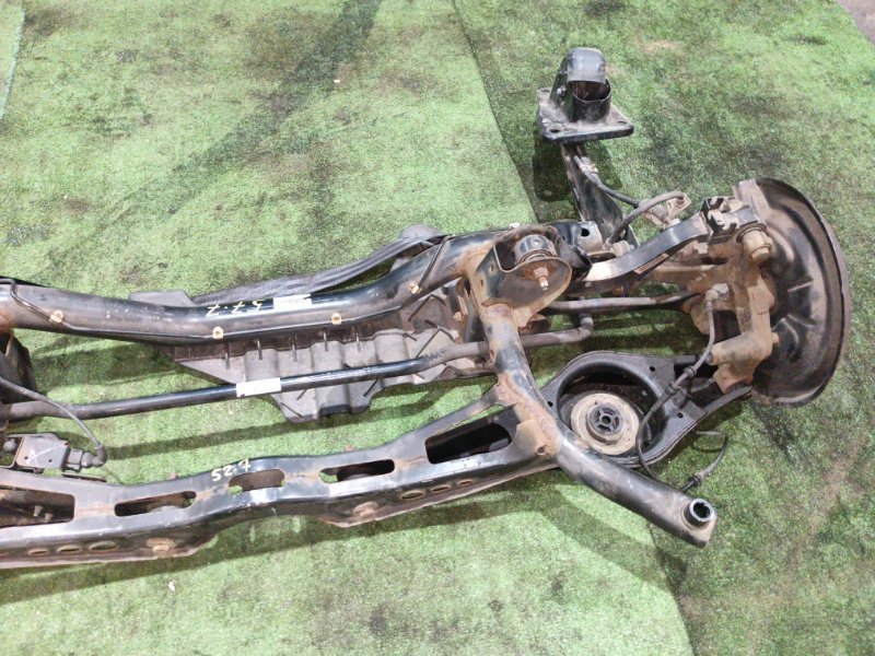 Балка поперечная Audi A3 8PA CAXC 2003 (б/у) Балка поперечная Audi A3 8PA CAXC 2003 (б/у)