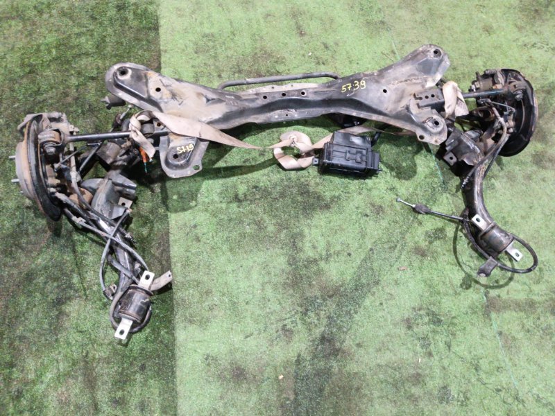 Балка поперечная Honda Edix BE3 K20A (б/у) Балка поперечная Honda Edix BE3 K20A (б/у)