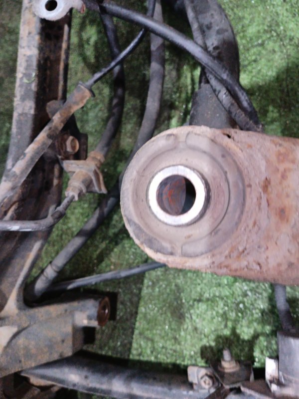Балка поперечная Subaru Legacy BP5 EJ203 2007 (б/у) Балка поперечная Subaru Legacy BP5 EJ203 2007 (б/у)