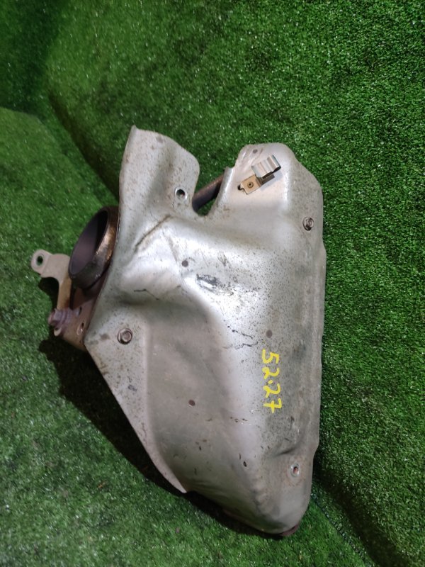 Коллектор выпускной Nissan Serena C25 MR20DE 2008 (б/у)