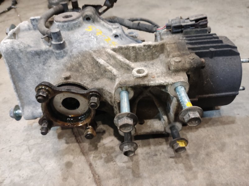 Редуктор моста Toyota Voxy ZRR75 3ZR-FAE 2008 (б/у) Редуктор моста Toyota Voxy ZRR75 3ZR-FAE 2008 (б/у)