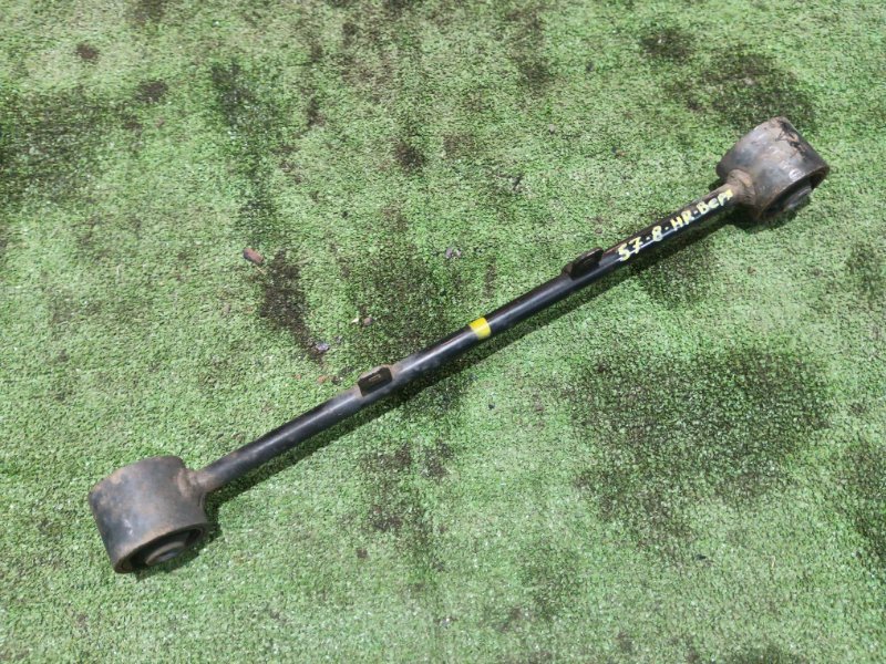 Рычаг подвески верхний Toyota LiteAce S412M 3SZ-VE 2013 задний правый (б/у)