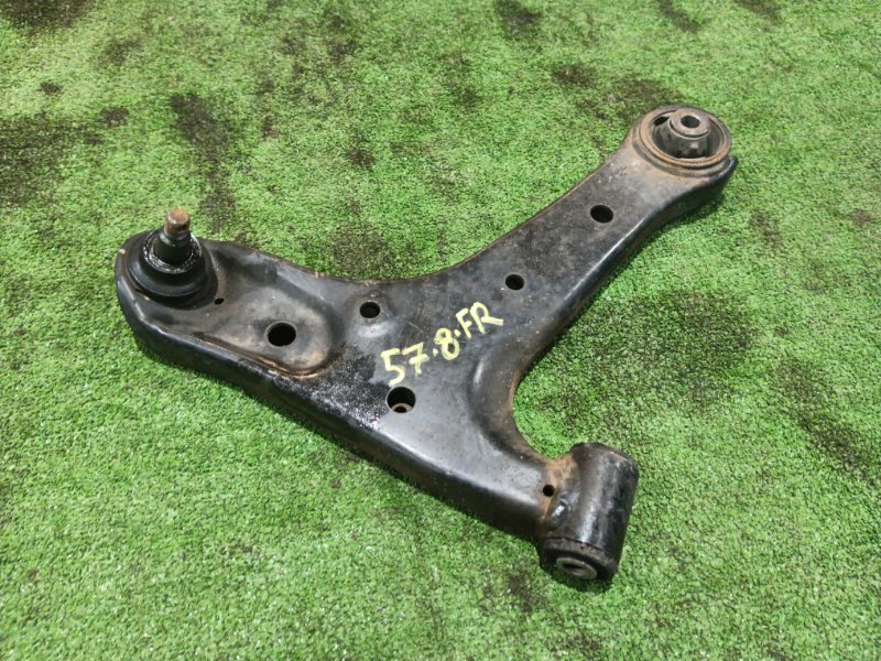 Рычаг подвески Toyota LiteAce S412M 3SZ-VE 2013 передний правый (б/у)