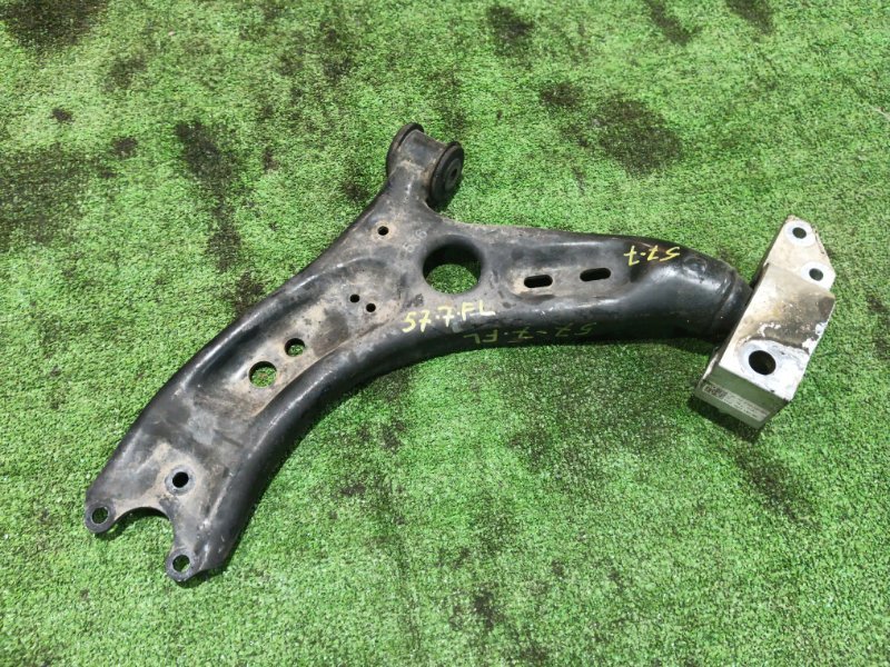 Рычаг подвески Audi A3 8PA CAXC 2003 передний левый (б/у)