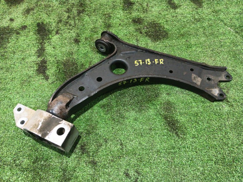 Рычаг подвески Volkswagen Golf 5M1 CAX 2008 передний правый (б/у)