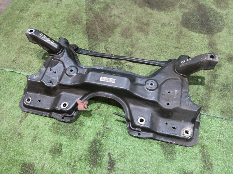 Балка под ДВС Alfa Romeo Mito 940 A2.000 (б/у) Балка под ДВС Alfa Romeo Mito 940 A2.000 (б/у)