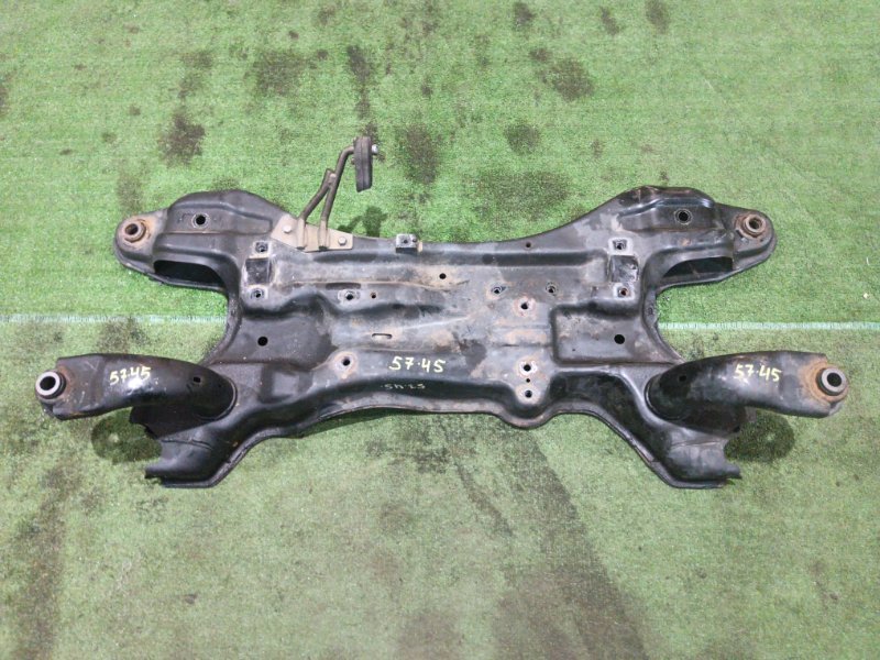 Балка моста Mitsubishi Grandis NA4W 4G69 2004 (б/у) Балка моста Mitsubishi Grandis NA4W 4G69 2004 (б/у)