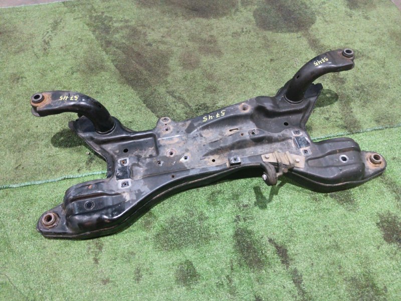 Балка под ДВС Mitsubishi Grandis NA4W 4G69 2004 (б/у) Балка под ДВС Mitsubishi Grandis NA4W 4G69 2004 (б/у)