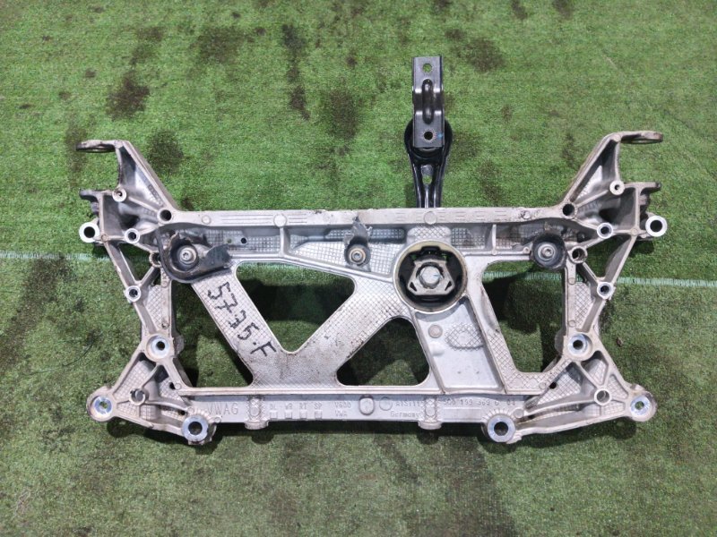 Балка под ДВС Audi A3 CXS 2013 передняя (б/у)