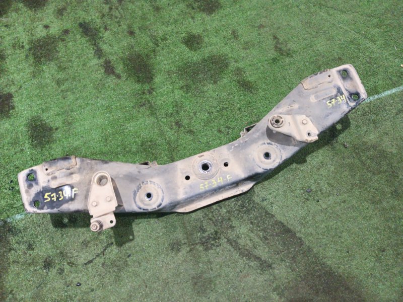 Балка под ДВС Subaru Sambar TT2 EN07 2001 передняя (б/у)