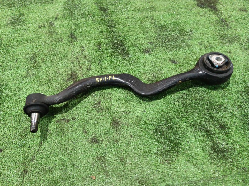 Рычаг подвески BMW 525i E34 M20B25 1989 передний левый (б/у) Рычаг подвески BMW 525i E34 M20B25 1989 передний левый (б/у)