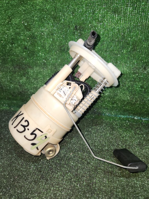 Насос топливный Nissan Cube BNZ11 CR14DE (б/у)