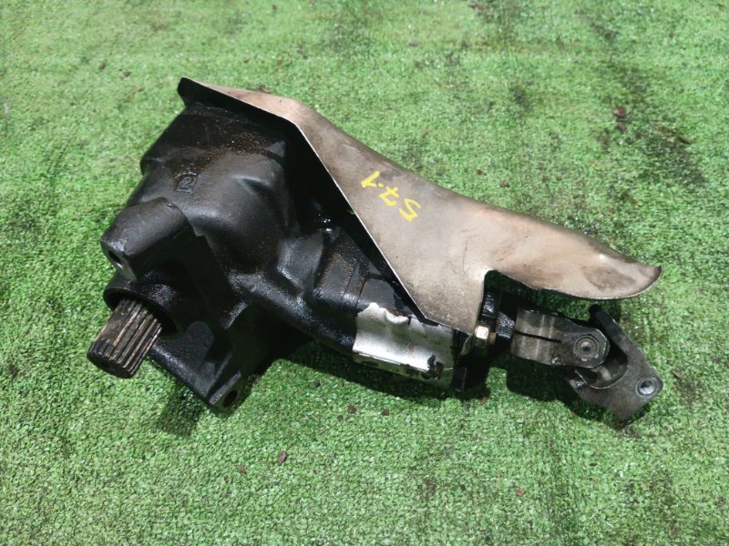 Редуктор рулевой BMW 525i E34 M20B25 1989 (б/у) Редуктор рулевой BMW 525i E34 M20B25 1989 (б/у)