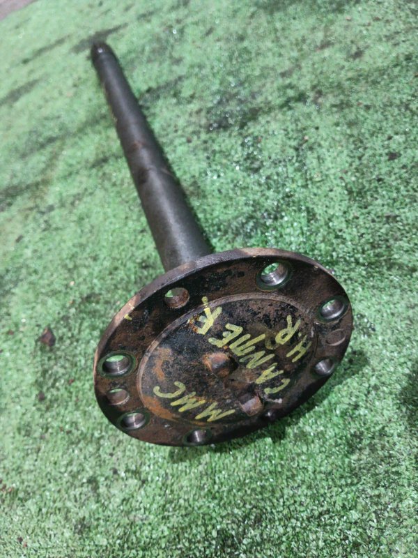 Полуось Mitsubishi Canter 89 задний правый (б/у) Полуось Mitsubishi Canter 89 задний правый (б/у)