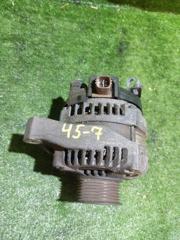 Генератор Honda Odyssey RB1 K24A (б/у) Генератор Honda Odyssey RB1 K24A (б/у)
