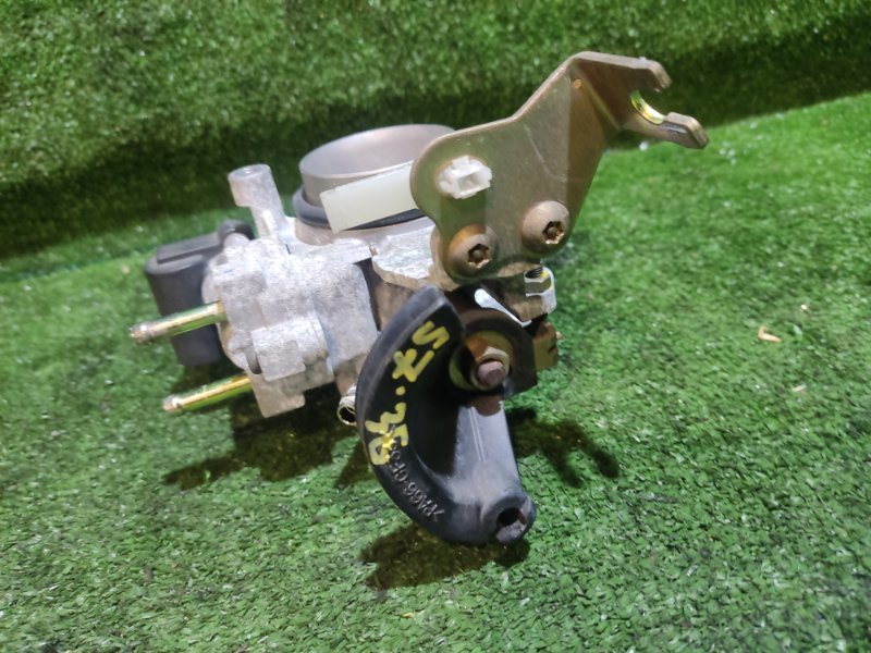 Заслонка дроссельная Toyota Vitz SCP10 1SZ-FE 2004 (б/у) Заслонка дроссельная Toyota Vitz SCP10 1SZ-FE 2004 (б/у)