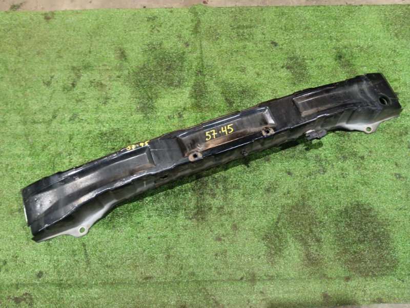 Усилитель бампера Mitsubishi Grandis NA4W 4G69 2004 (б/у)