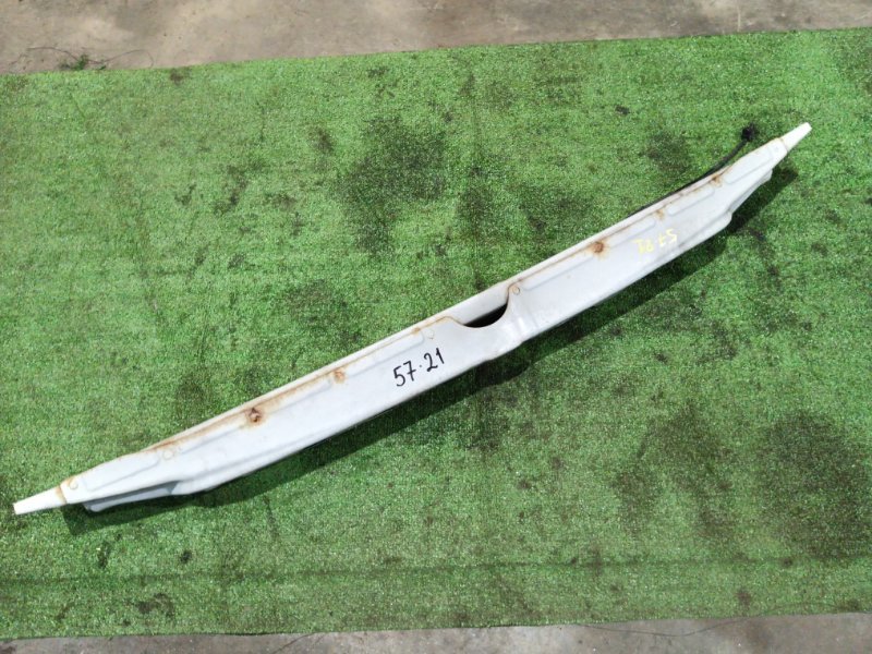 Усилитель бампера Nissan NV200 VM20 HR16DE 2012 (б/у)