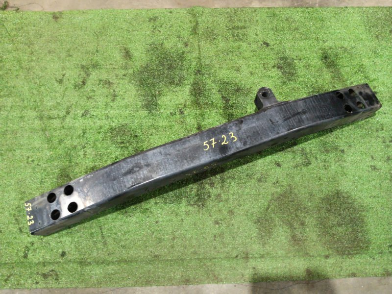 Усилитель бампера Nissan Skyline NV36 VQ25HR 2007 (б/у)