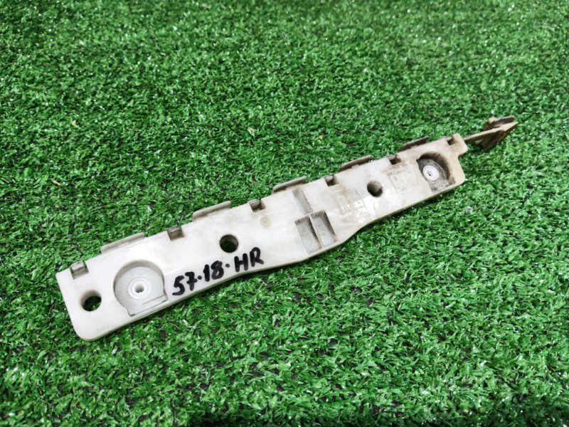 Клипса бампера Nissan NV200 VM20 HR16DE 2013 задняя правая (б/у)