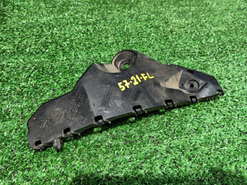 Клипса бампера Toyota BB QNC25 K3-VE 2008 передняя левая (б/у)