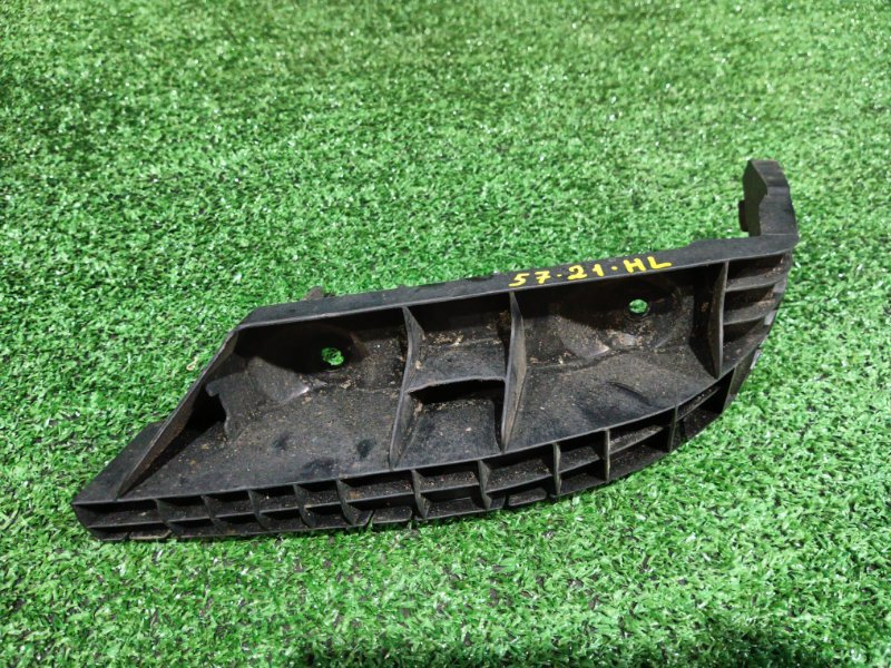 Клипса бампера Toyota BB QNC25 K3-VE 2008 задняя левая (б/у)