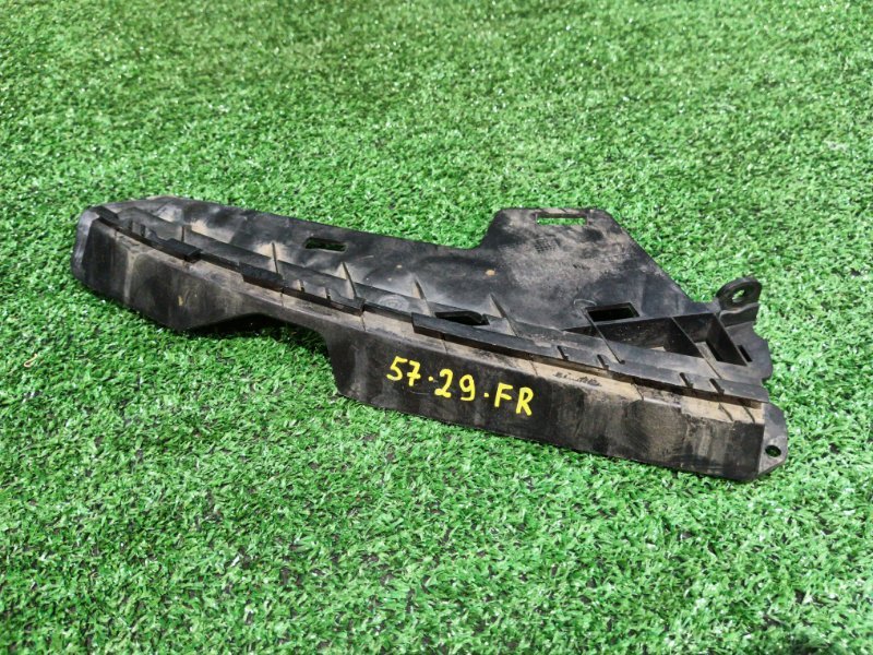 Клипса бампера Volvo V70 B4204T 2016 передняя правая (б/у)